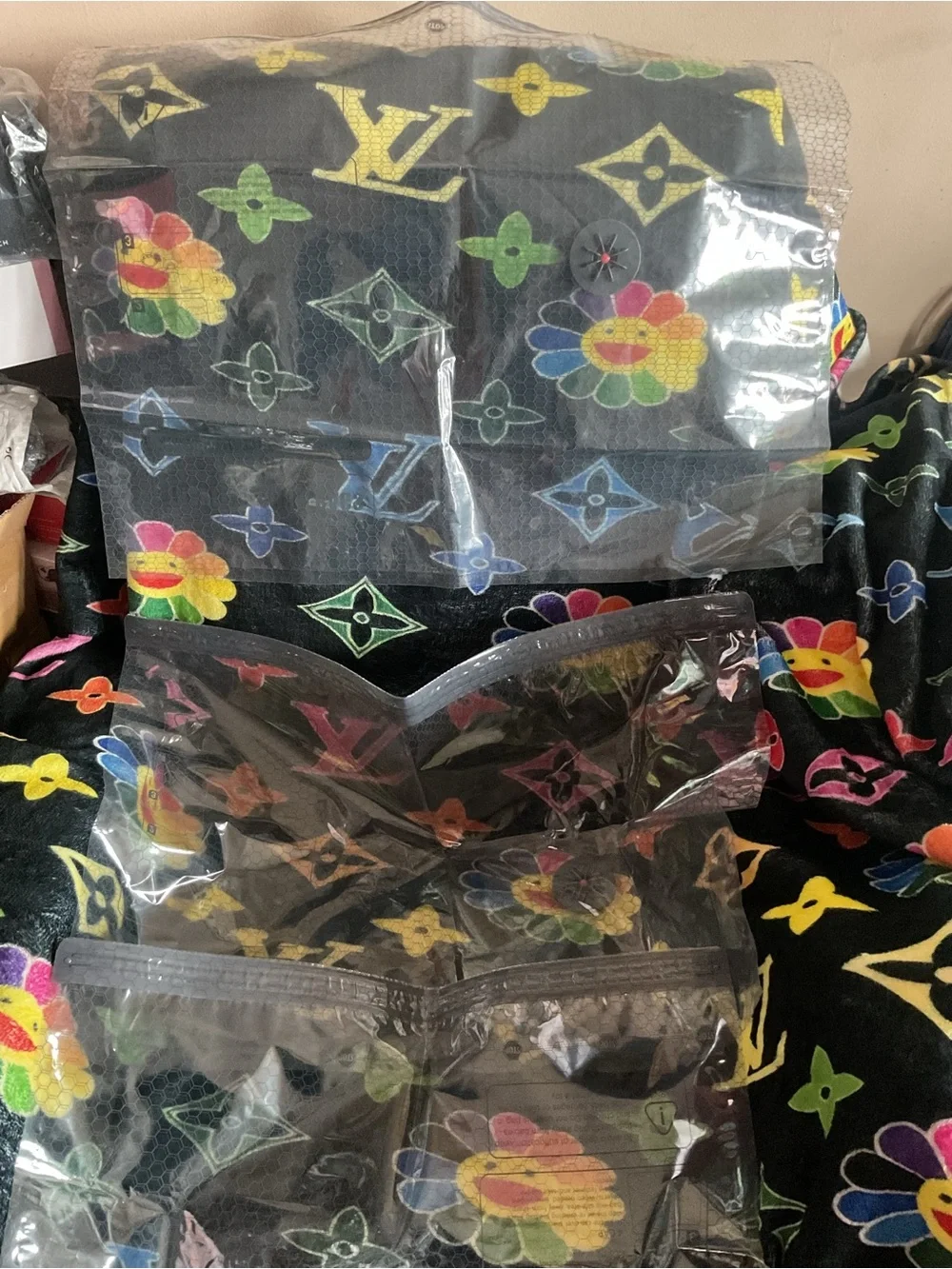 2pk Larger Thicker Vacuum Storage bags and 2 electric pump